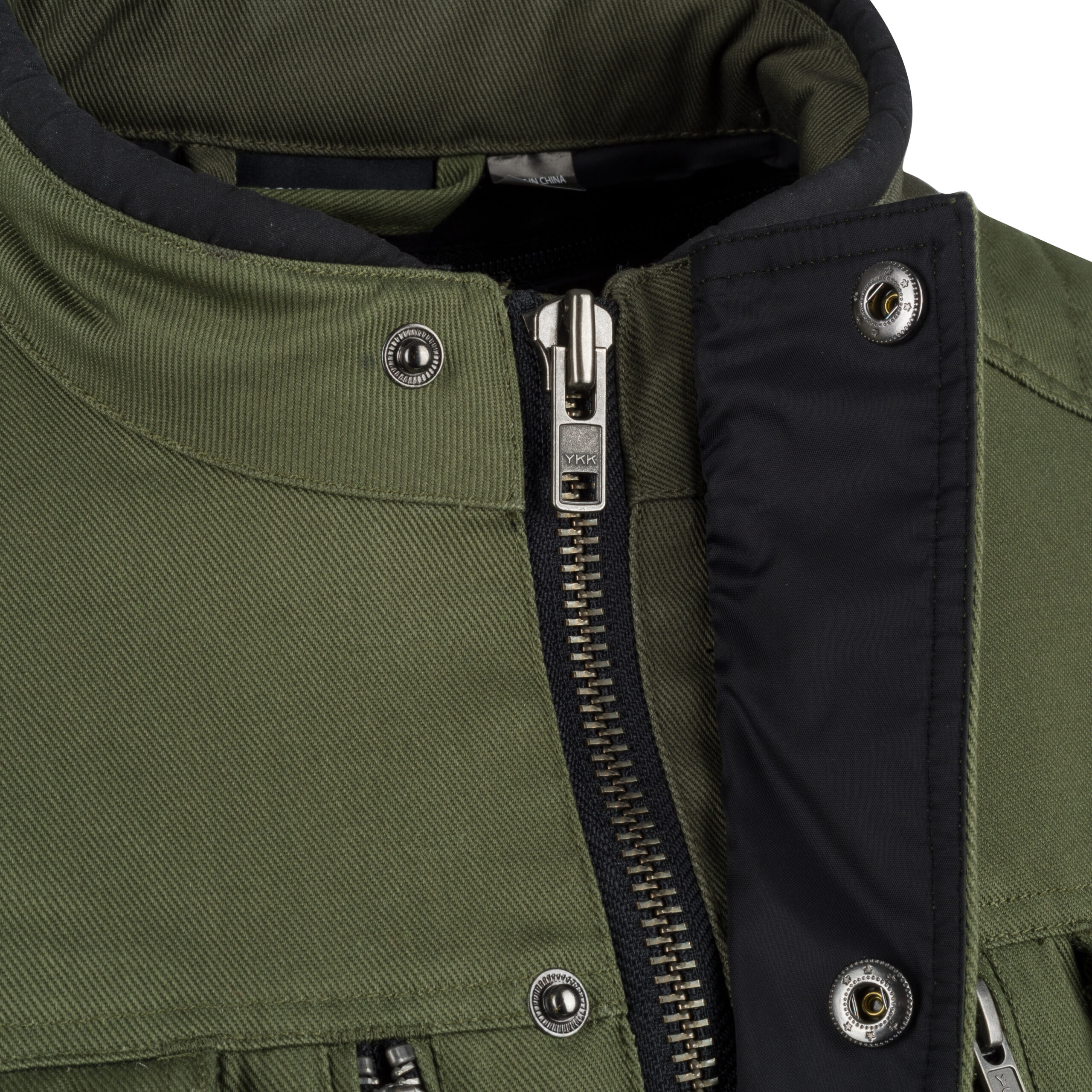 STV229_SEGURA-BORA-JACKET, veste moto étanche et chaude de couleur Kaki, vue du col